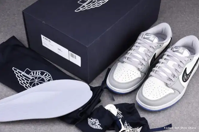 Kicked Out Shoe Store box) 1 DR JORDAN OG X CN8607-002 (DR shoe LOW 0613